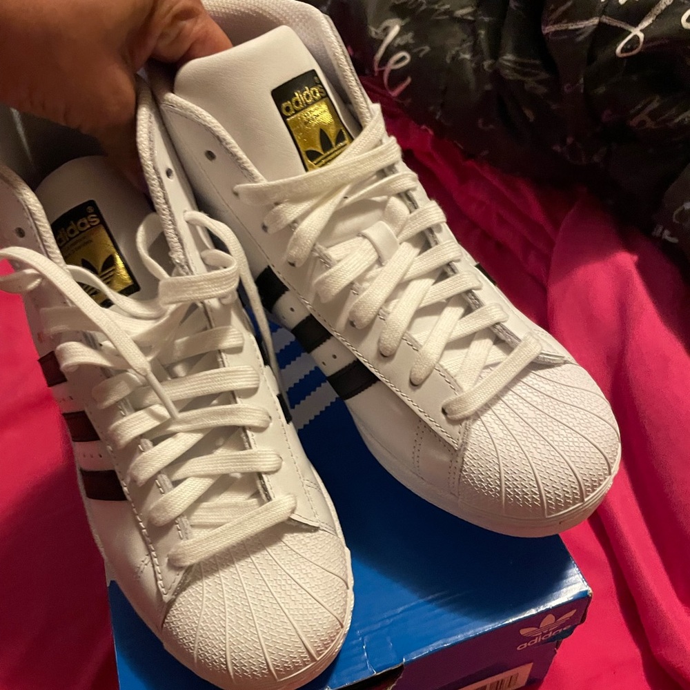 Shelltoe high top adidas Y6